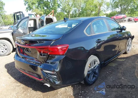 2021 Kia Forte Gt-Line z USA, uszkodzony, nr VIN 3KPF34AD4ME307615